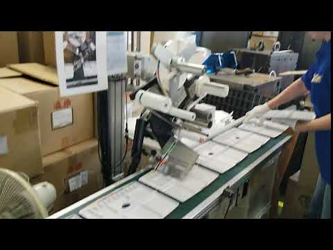 生産自動化事例 ラベル自動貼り機 ラベラー