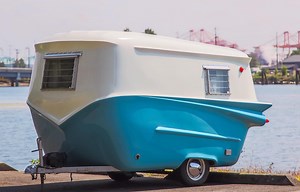 Relic Travel Trailer Is As Vintage as You Can Get, and It Might Not Be Such a Great Thing