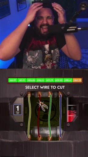 College Hooper Tries The Wire Defuse Game 💀