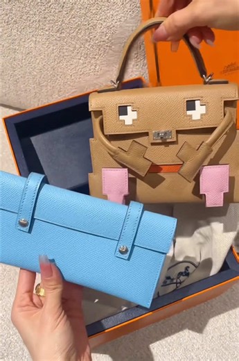 Unboxing the Luxurious Hermes Kelly Bag Experience