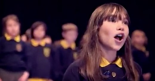 Video of Irish schoolgirl singing ‘Hallelujah’ goes viral