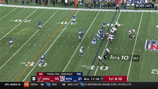 Davis Mills locates Brandin Cooks on sideline for 25-yard gain