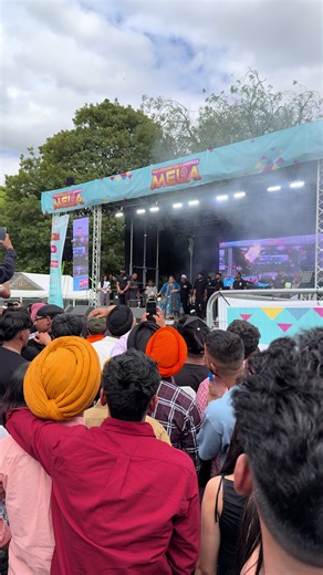 Simran Dhadli: Explore Her Music from Wolverhampton