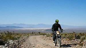 RideApart Review: 2013 Suzuki DR-Z400S