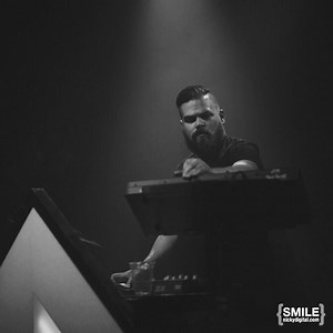 Aug 08, 2025: Com Truise at Nectar Lounge Seattle, Washington, United States | Concert Archives