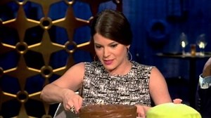 Watch The Feed Season 1 Episode 4 - Food with Feelings & Smalltime Dealings