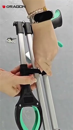 Foldable Trash Picker