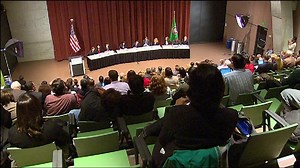 Federal government to oversee debt collectors