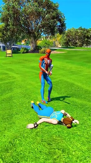 BABY Spiderman Saves Girl from Giant SPIDERMAN! - video Dailymotion