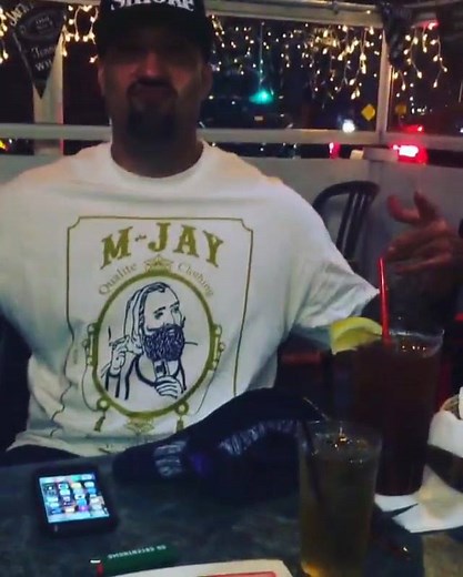 Chillin wit my brothers ... Smoking at the dinner table ! | Berner