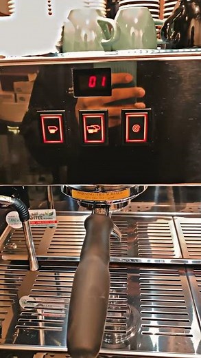 Linea Classic S_ Tutorial On back flash Cleaning #lamarzocco #coffee #machine #machinelearning