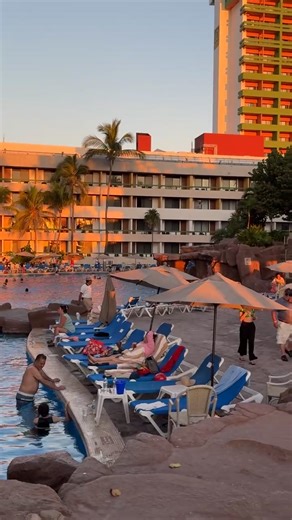 🌴 El Cid Resorts te espera 🌴 Escápate al paraíso y vive Mazatlán como se debe: días de sol, mar, albercas, buena comida y descanso total en un hotel Todo Incluido ☀️🍹🌊 Haz de tus vacaciones un recuerdo inolvidable entre playas doradas, atardeceres increíbles y experiencias para toda la familia 💛 📲 Reserva ahora y prepárate para desconectarte: 👉 https://bit.ly/2WtLBBk 👨🏻‍💻 elcid.com | Sonríe a Mazatlán