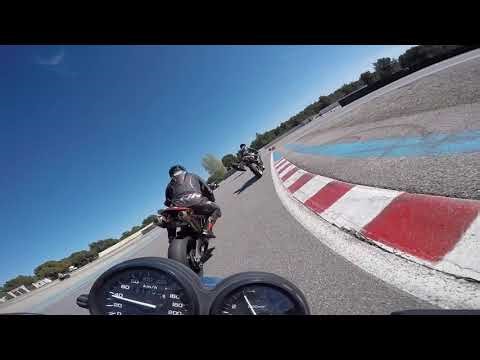 Driving center Castellet CB500 vs Hornet 600