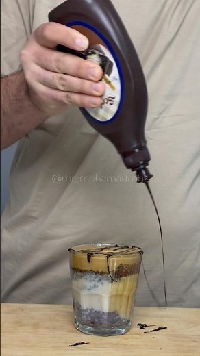 Relaxing ASMR Oreo Latte – Coffee Aesthetic Vibes