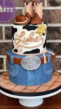 The Easiest Wood Grain Cake Drum!