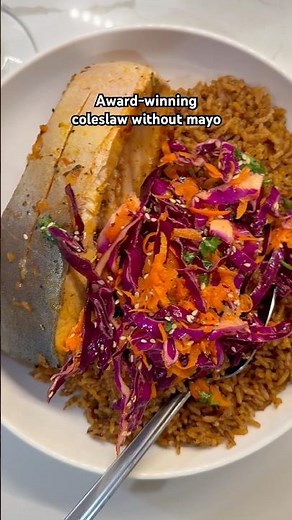 Award-winning coleslaw without mayo. Recipe in the comments.👇👇👇