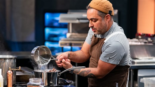 Chef David Viana keeps cooking on Food Network's 'Tournament of Champions'