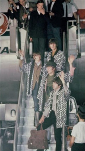 6月29日【ビートルズの日】1966年 昭和41年 世界制覇の人気絶頂ロックバンド『The Beatles』が 最初で最後の来日を果たす。🌠