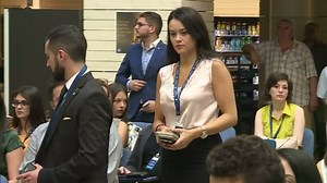 7.500 de tineri au concurat anul acesta pe cele doua de posturi de stagiar la stat. Criteriile de selectare