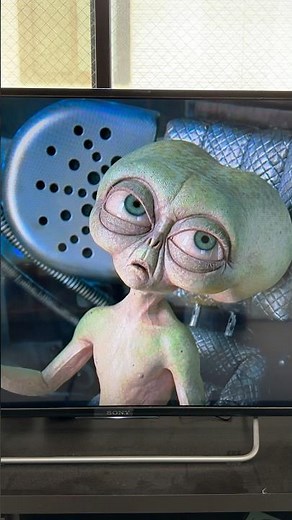 メンインブラックを観た宇宙人のリアクションがヤバすぎる‼︎ Alien reaction after watching Men in Black👽