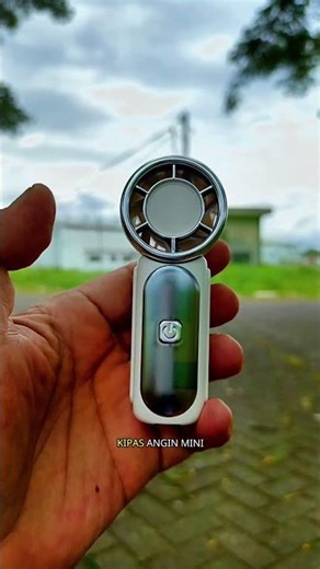 Small but Powerful. A Portable TURBO Mini Fan with 6 Speed ​​Levels