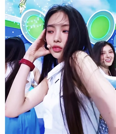 SUPER BASS: Una Compilación Musical Emocionante