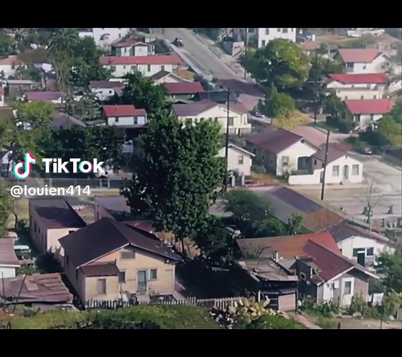 Los Angeles in the 1940s: A Historical Overview