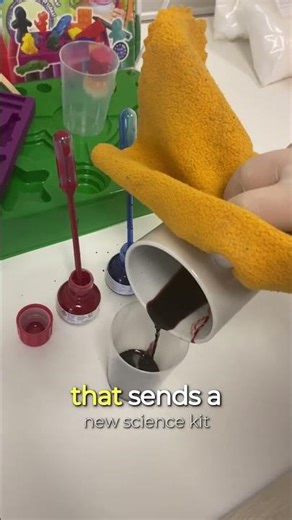 How to Make Your Own Crayons from Scratch | Science4you Toy Subscription