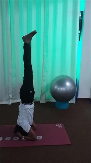 🧘‍♂️ Head Standing | Shirshasana 🎓 200 • 300 • 500 Hours Yoga Teacher Training Course (YTTC) #yoga26