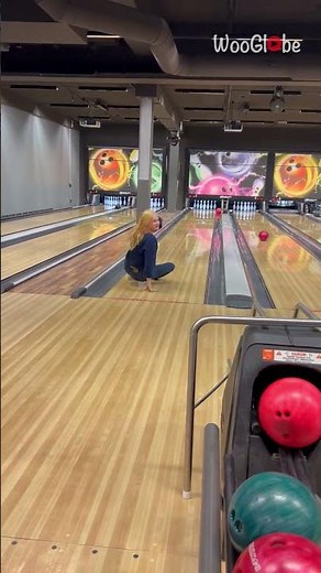 'Funny Bowling Fail' - Slip on alley results in a perfectly missed strike || WooGlobe