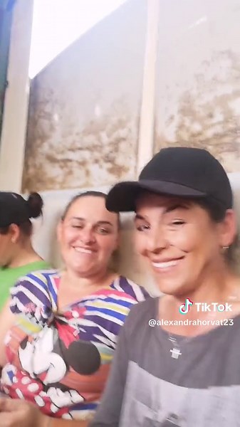 Videoclipuri postate de Alexandra Horvat (@alexandrahorvat23) cu sunet original - 💛BOGDAN💛CURENȚEL💛