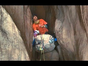 男子被困绝境5天5夜，被迫断臂自救，真实事件改编的电影《127小时》