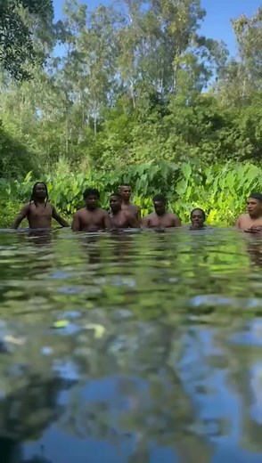 #fyp #foryoupage #mru🇲🇺 #bassinlavérochesnoires #enteraspace #marcusgad