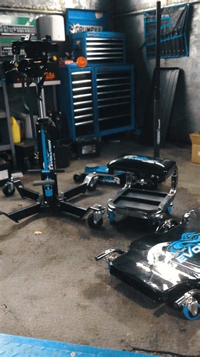 2K views · 26 reactions | Upgrade your automotive game with Draper Evolution Range! ️ From creepers to trolley jacks, we've got high-quality equipment for every job. Elevate your workshop with Draper  https://drapertools.pulse.ly/snbihworp3 #DraperTools #Evolution #AutomotiveTools #Workshop | Draper Tools | Facebook