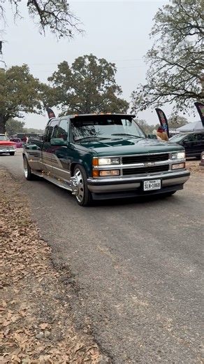 OBS Chevy Crew Cab Dually Cruising Through Turkey Drag #sickslammedtrucks #obschevy #sicktrucks | SICK Slammed Trucks