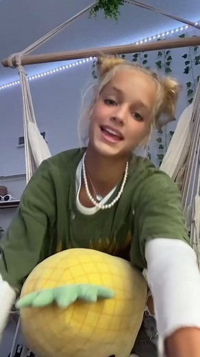 Natalie Grace on Instagram: "I'm gonna let God fix it #letgod #reels #viral #explore #buns #teen #cute"