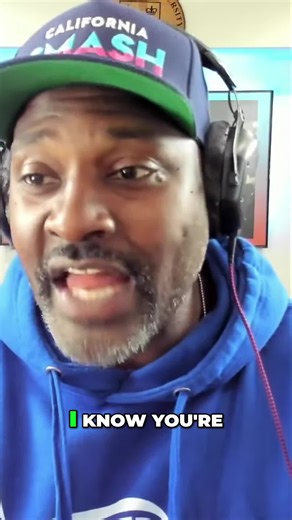 Exposing Public Figures: Accountability in Political Climate