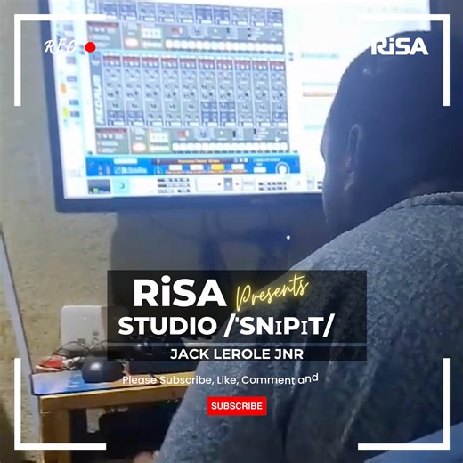 RiSA Presents Studio /ˈsnɪpɪt/ A FREE PROMO To Showcase Your Studio Recording Session | Email us 1 minute video studio session, add a caption & you social media handles! email: Snippets@risa.org.za #Studio/ˈsnɪpɪt/ #studiosnippetsThursday @RiSARAV | RISA