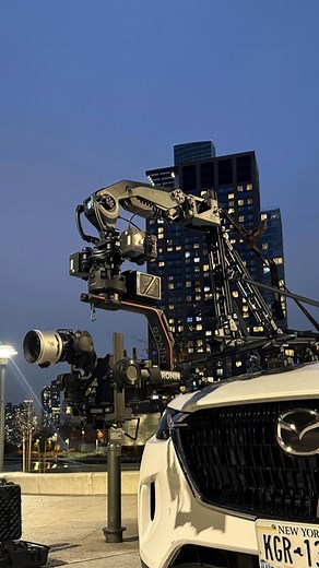 Tilta on Instagram: "Gimbal on a gimbal on a gimbal. The @tiltamax Hydra Alien Pro is the world’s first electronic damping stabilizing arm. Compatible with gimbals ranging from RS4 Pro to Ronin 2, and featuring a massive 12kg (26.4 lbs) payload, the Hydra Alien Pro will take your shots to an entirely new level of precision and smoothness. Video by @make.art.now #tilta #tiltahydra #hydraalienpro #ronin4d #ronin2 #progear #tiltamax"