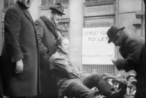 Watch Houdini Escape From a Strait Jacket, Then See How He Did It (Circa 1917)