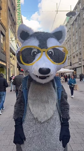 📣o2 war gestern! SIMon ist heute! #SIMonmobile