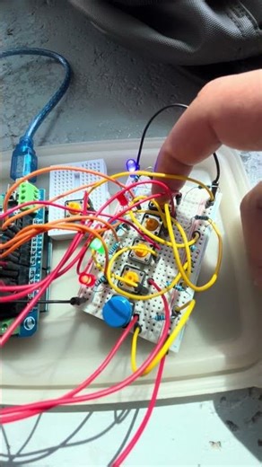 Práctica: Interfaz arduino con la PLC control shield (Mi PLC básico)