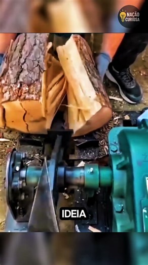 Just look at how practical this log cutting tool is!