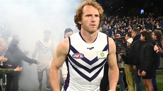 AFL forced to apologise in row over Israeli flag