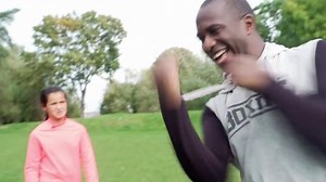 La boxe, la passion des ados - Extrait vidéo Les Maternelles XXL