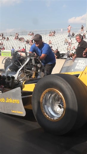 295K views · 6.6K reactions | Extreme Top Fuel! #topfuel #nitro #nitromethane #topfueldragster #dragster #dragracing #racingislife #racetrack #cars #supercharged #speed #Racing #horsepower #nostalgia #oldschoolcars | Red Line Motorsports Media | Facebook