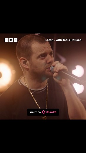 23K views · 372 reactions | The Streets performing Bright Sunny Day on BBC Later with Jools Holland. Watch the full performance back on BBC iPlayer | Mike Skinner and The Streets | Facebook