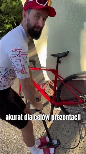 Jak napompować koło z wentylem typu presta? #rower #szosa #gravel #rowerszosowy #koło #pompka