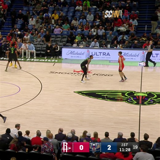 ALPEREN ŞENGÜN TARİHE GEÇTİNBA tarihinde bir maçta 35+ sayı, 10+ ribaund, 5+ asist, 3+ top çalma, 3+ blok ve 5+ üçlük kaydeden ilk oyuncu oldu. Alperen bu gece resmen her şeyi yaptı.