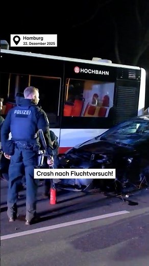 Crash nach Fluchtversuch in Hamburg! Autoknacker kracht erst in ein Auto, dann in einen Linienbus.